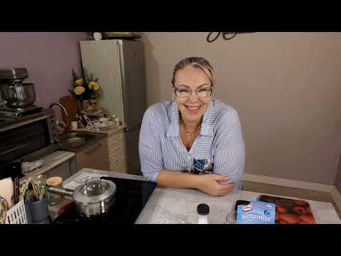 Видео: ШОКИРУЮЩАЯ ПРАВДА 😱: почему начинающие кондитеры портят фрукты на тортах!🍓🍌