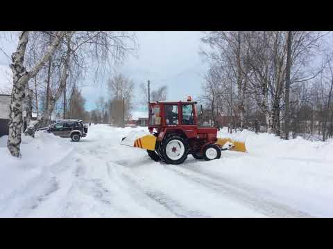 Видео: Трактор Т25
