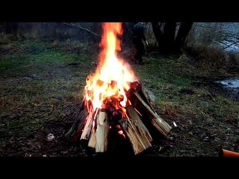 Видео: Городской тащится от просто костра ) Хутор LV