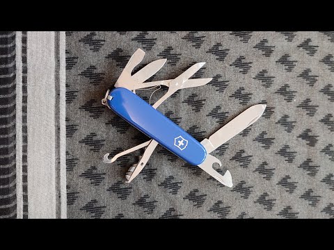 Видео: Victorinox Climber-новая жизнь..