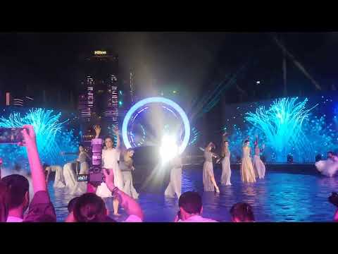 Видео: Ташкент Сити. @ sealion. Узбекские балерины танцуют на воде. Балет на воде. Узбекистан. 