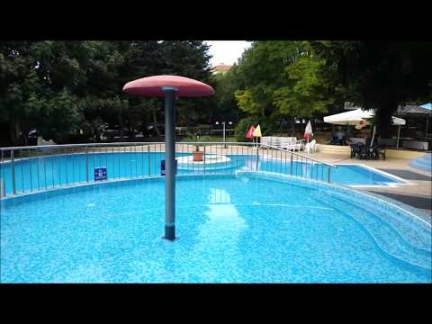 Видео: Отель Корал в св. Константин и Елена - обзорная прогулка