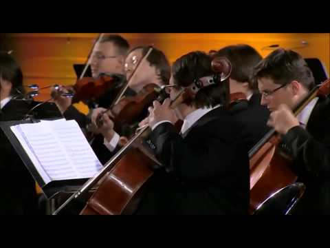 Видео: В.А. Моцарт. Дивертисмент №. 3. KV 138. Виртуозы Москвы