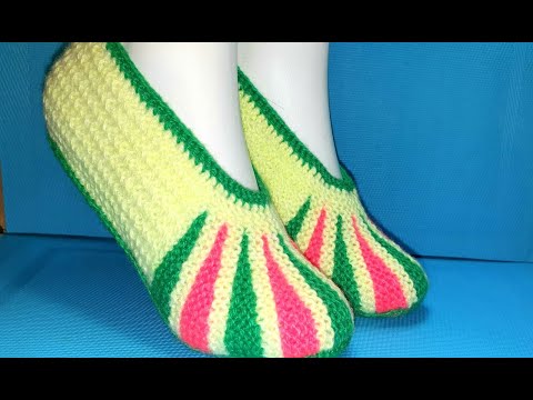 Видео: #439 ЯРКИЕ ТАПОЧКИ ЧАСТИЧНЫМ ВЯЗАНИЕМ. МАСТЕР КЛАСС.