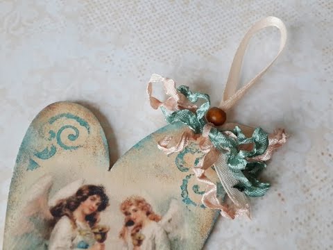 Видео: Декупаж деревянной подвески "Сердечко"