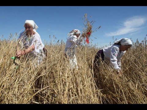 Видео: Русская народная песня За горою у колодца