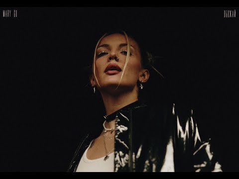 Видео: Mary Gu — Обожай (Official Music Video)