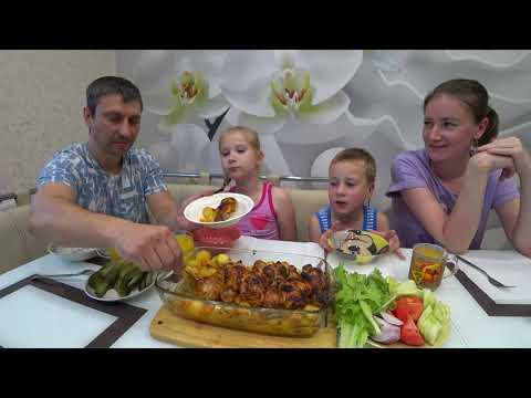 Видео: МУКБАНГ КУРИНЫЕ НОЖКИ  КАРТОШКА НАСТЮ ПРЁТ | MUKBANG CHICKEN LEGS POTATOES NASTYA PRET