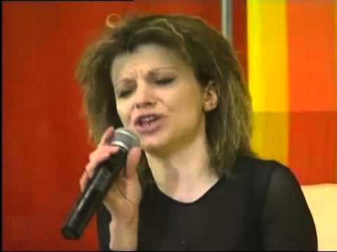 Видео: Роберта   Мъгливо Е