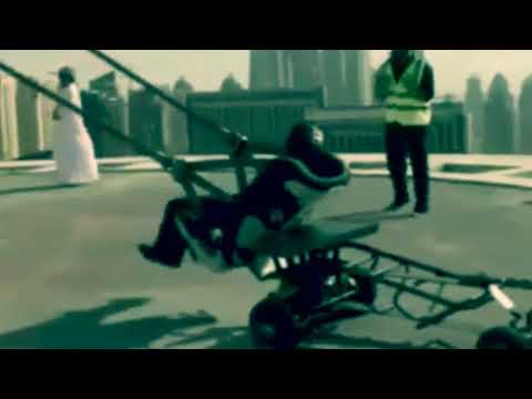 Видео: Дубайская  супер катапульта (рогатка) стреляет людьми