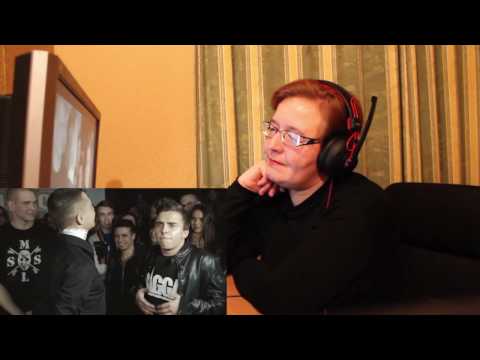 Видео: РЕАКЦИЯ МАМЫ НА [VERSUS #1 : Oxxxymiron VS Johnyboy] ЧАСТЬ 1