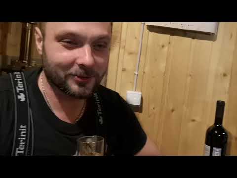 Видео: Вьетнамское пойло. Кобра, скорпион и типа женщень )