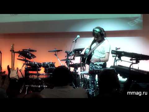 Видео: mmag ru: Musikmesse 2014 - презентация Roland Boss VE 2 - вокальный гармонайзер