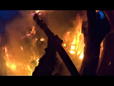 Видео: Глазами начкара #29:Горит сарай. Угроза дому