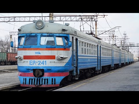 Видео: ЭР1-241, 60-летний ветеран дорабатывает последние километры. Февраль 2022
