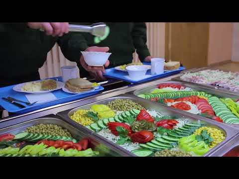 Видео: Жизнь новобранцев, на этапе попадания в сборный пункт, расположенный в г  Егоршино