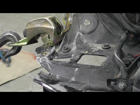 Видео: RENAULT Symbol. Вытяжка. Рихтовка. Наборка.