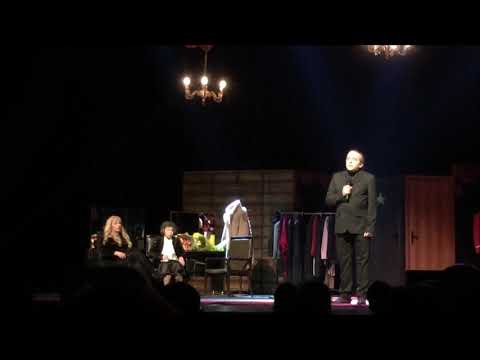 Видео: Мариус пее за Стоянка