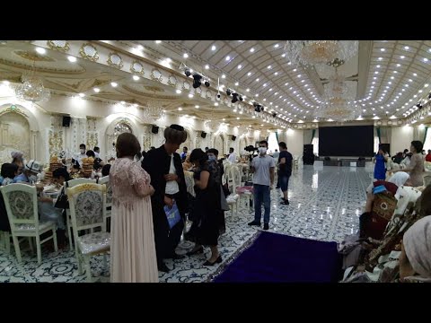 Видео: Ошто өткөн кыз узатуу тоюна депутаттар да барды