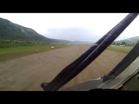 Видео: Посадка в бодайбо RW06. Ан-24.