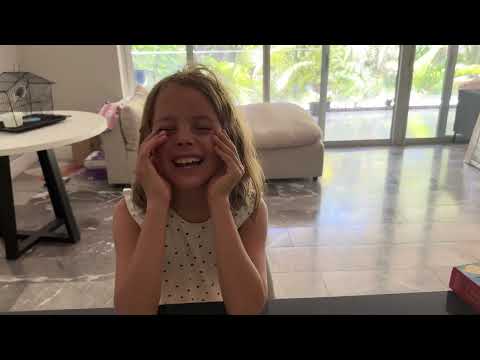 Видео: Тася играет в « спящие королевы 2»