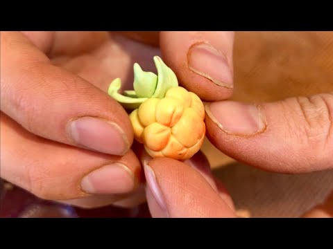 Видео: 🍯 ПОЛИМЕРНАЯ ГЛИНА: С чего начать? / Лепим ягоду