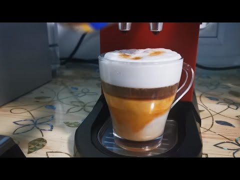 Видео: Кофеварка Delonghi  685 / Эспрессо в рожковой кофеварке / Самый Успешный "Рожок" для дома / Обзор