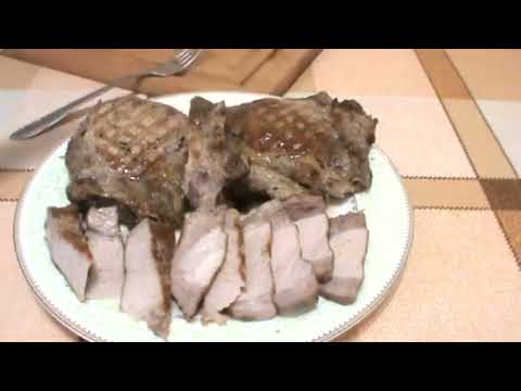 Видео: Готовим  СТЕЙКИ на СКОВОРОДЕ -ГРИЛЬ ! Оочень вкусно ! ENG SUB