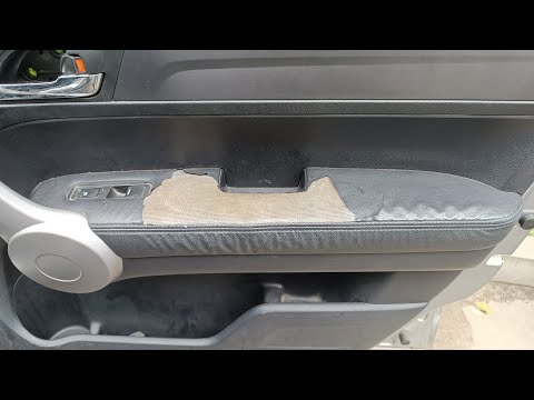 Видео: Перетяжка подлокотников Honda CR-V 3 экокожей самостоятельно