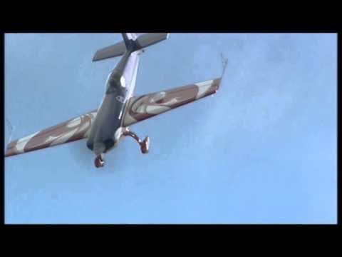 Видео: Чемпионат Мира по высшему пилотажу