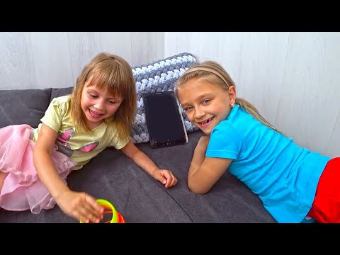 Видео: 24 часа с Ариной и Ярославой | Игры для девочек | Tiki Taki Kids