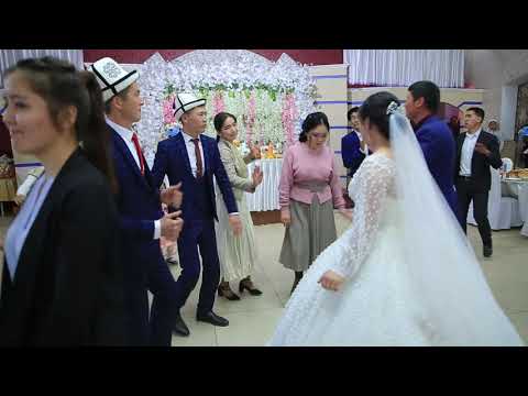 Видео: Эгемберди & Назгүл  Төөмойун, Жекемисте айылы