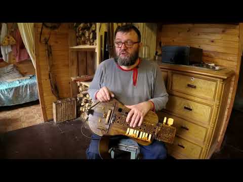 Видео: Аутентичные жильные струны собственного производства. Часть 1. cheap authentic gut strings. Part 1.