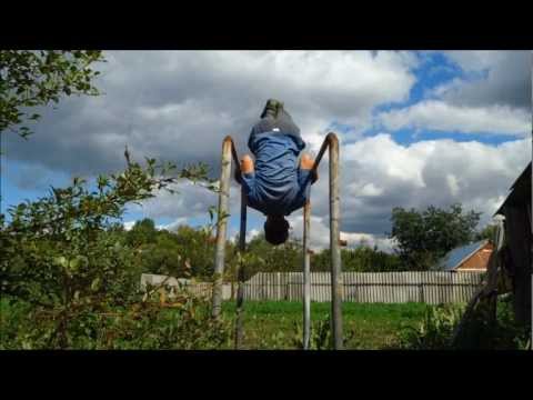 Видео: Элементы на уличных брусьях (Часть №3)