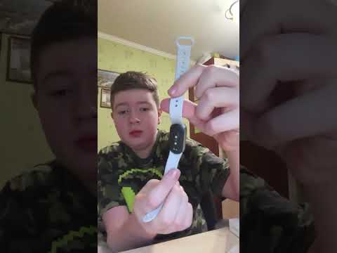 Видео: Огляд годинника Xiaomi smart band 10 