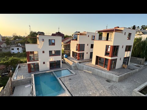 Видео: Супер дома!!! 10 минут до Зимнего Театра. 125 м². 3 сотки. Все коммуникации. Бассейн. 27.5 млн