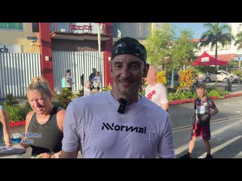 Видео: Сотни людей участвуют в третьем ежегодном забеге на 5 км в честь Дня ветеранов