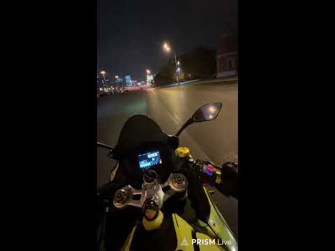 Видео: Катаем на мотоциклах по ночной Москве