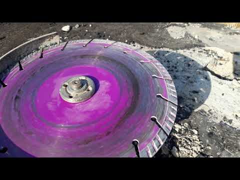 Видео: Как резать плиты перекрытия правильно болгаркой.