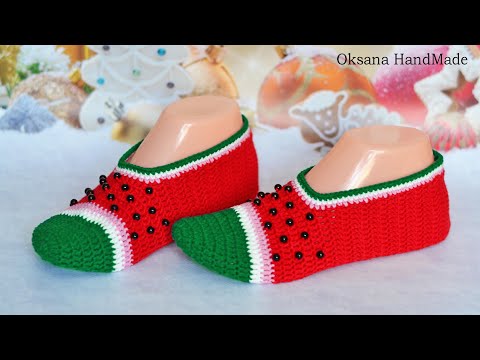 Видео: ДЛЯ ДОМА САМОЕ ТО!! Тапочки крючком. Мастер класс и схема. Crochet Slippers.