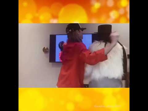 Видео: #2Маши - Не пускайте меня снова с нею танцевать