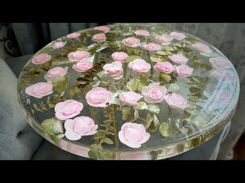 Видео: Сделай сам: эпоксидный стол с элегантными розами – пошагово!