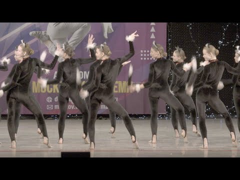 Видео: "Кошки". Эстрадный танец.