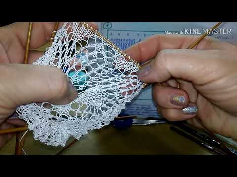 Видео: Ажурные салфетки спицами. Салфетка 4 (часть 2).