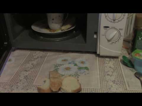 Видео: Проверил на Себе!!!Реанимировать Хлеб в микроволновке...