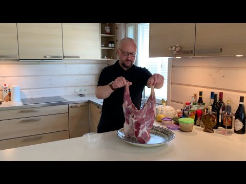 Видео: Баранья нога на мангале