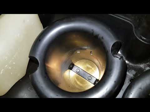 Видео: Про VFR 1200 Грузило на руль