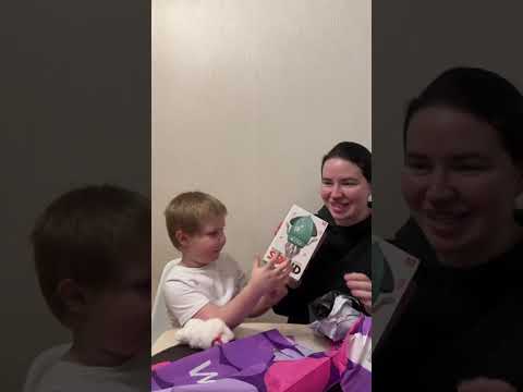 Видео: Саша с сыном