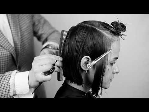 Видео: Слои в треугольных геометрии, текстурная стрижка в средней длине