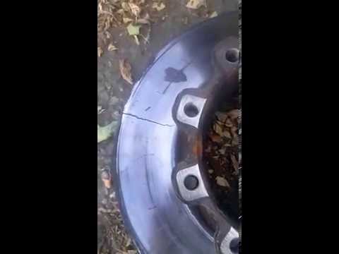 Видео: Замена тормозных дисков на SCANIA часть 2